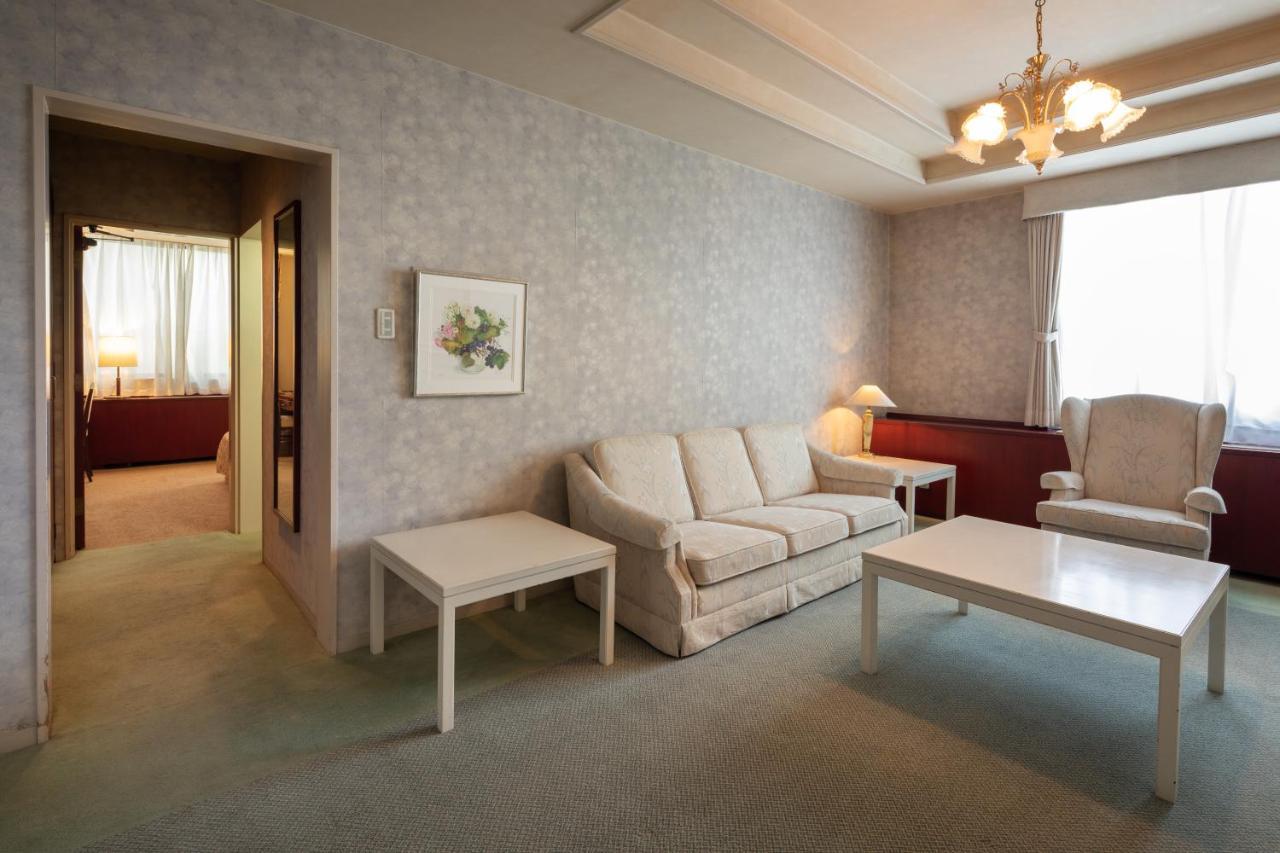 Hotel Danrokan Kōfu Exteriör bild