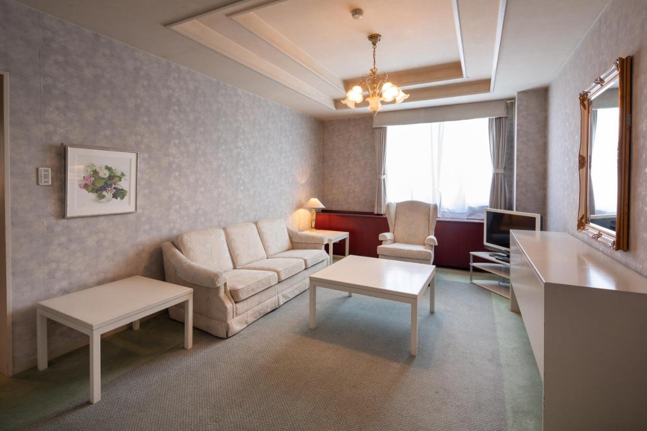 Hotel Danrokan Kōfu Exteriör bild