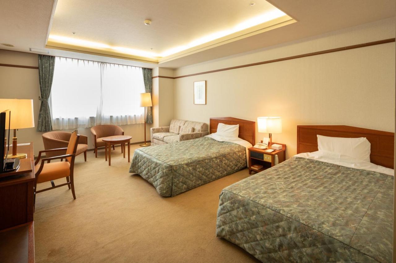 Hotel Danrokan Kōfu Exteriör bild