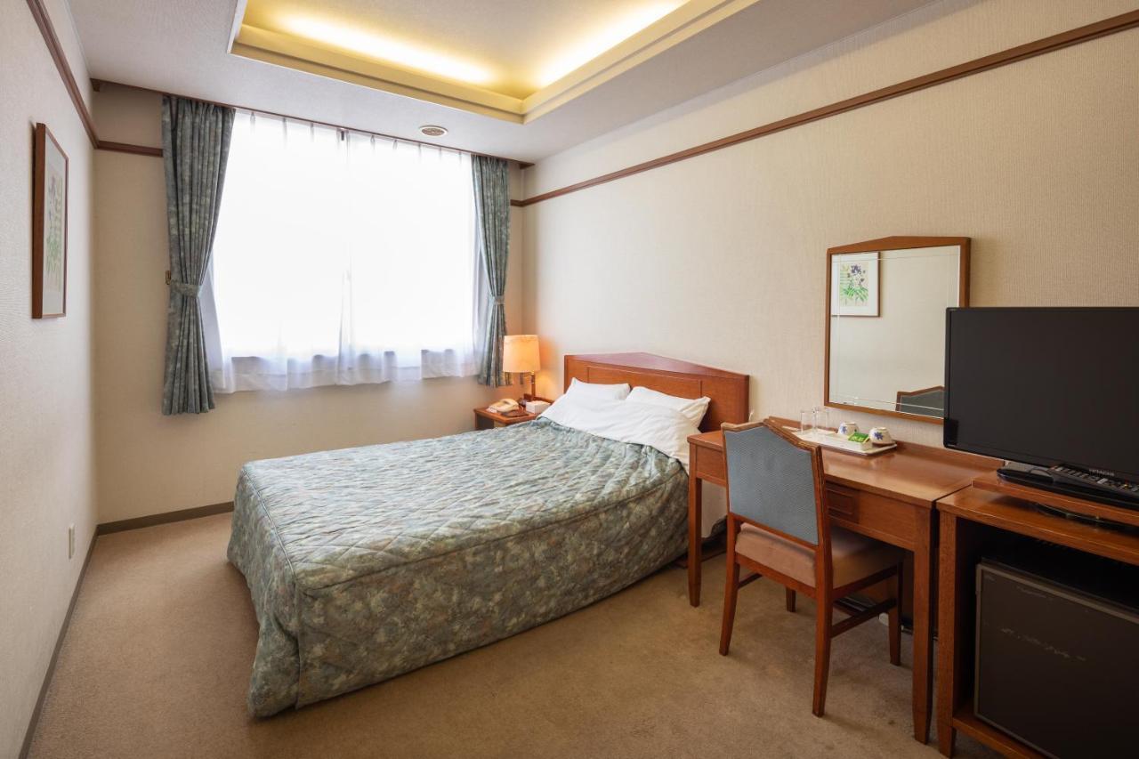 Hotel Danrokan Kōfu Exteriör bild